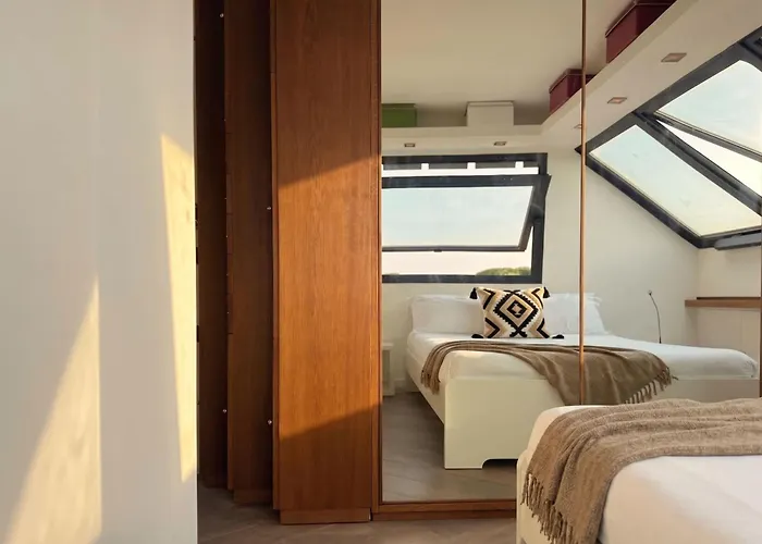 Homeby, Attico Torlonia Roma